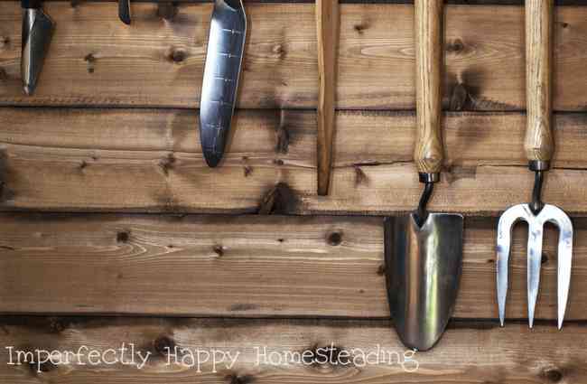 Garden Tools Every Backyard Homesteader Should Have - what gardening tools you'll want for the backyard farm!